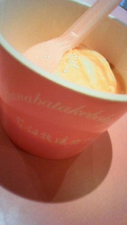 �A�C�X�N���[��