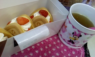 ��������