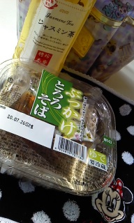 �g����