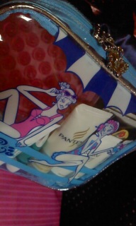 ���e�O�b�Y