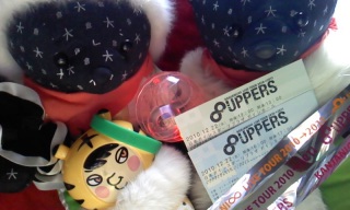 8UPPERS��LIVE�l�^�o��!!���É�22����2