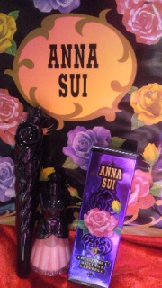 ANA  SUI