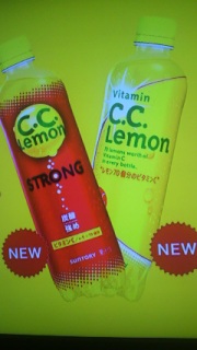 STRONG�ł�������