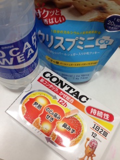 �p����