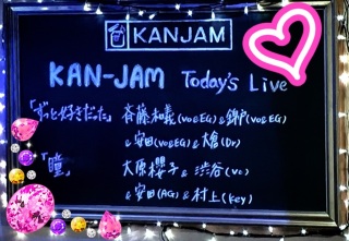 �A�E�t�^�N�g